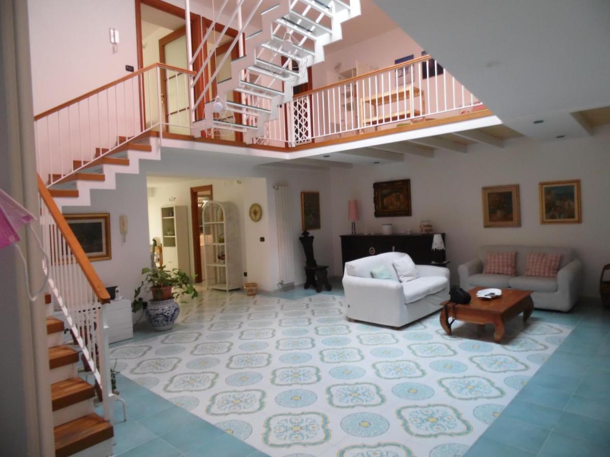 A Casa Di Monica Apartman Pozzuoli Kültér fotó